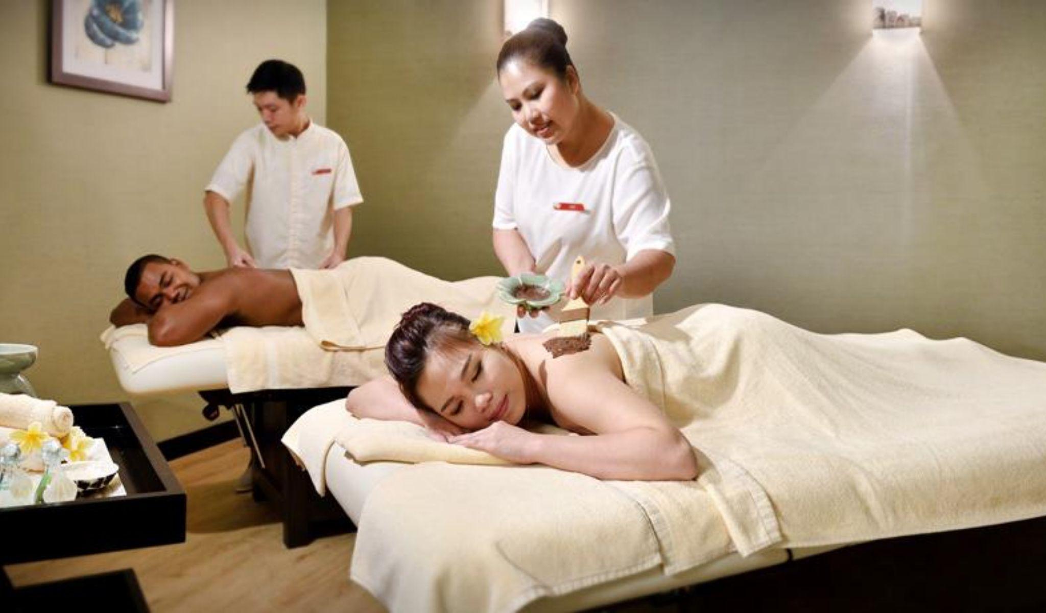 Lexis Suites Penang Bayan Lepas Kültér fotó Thai massage