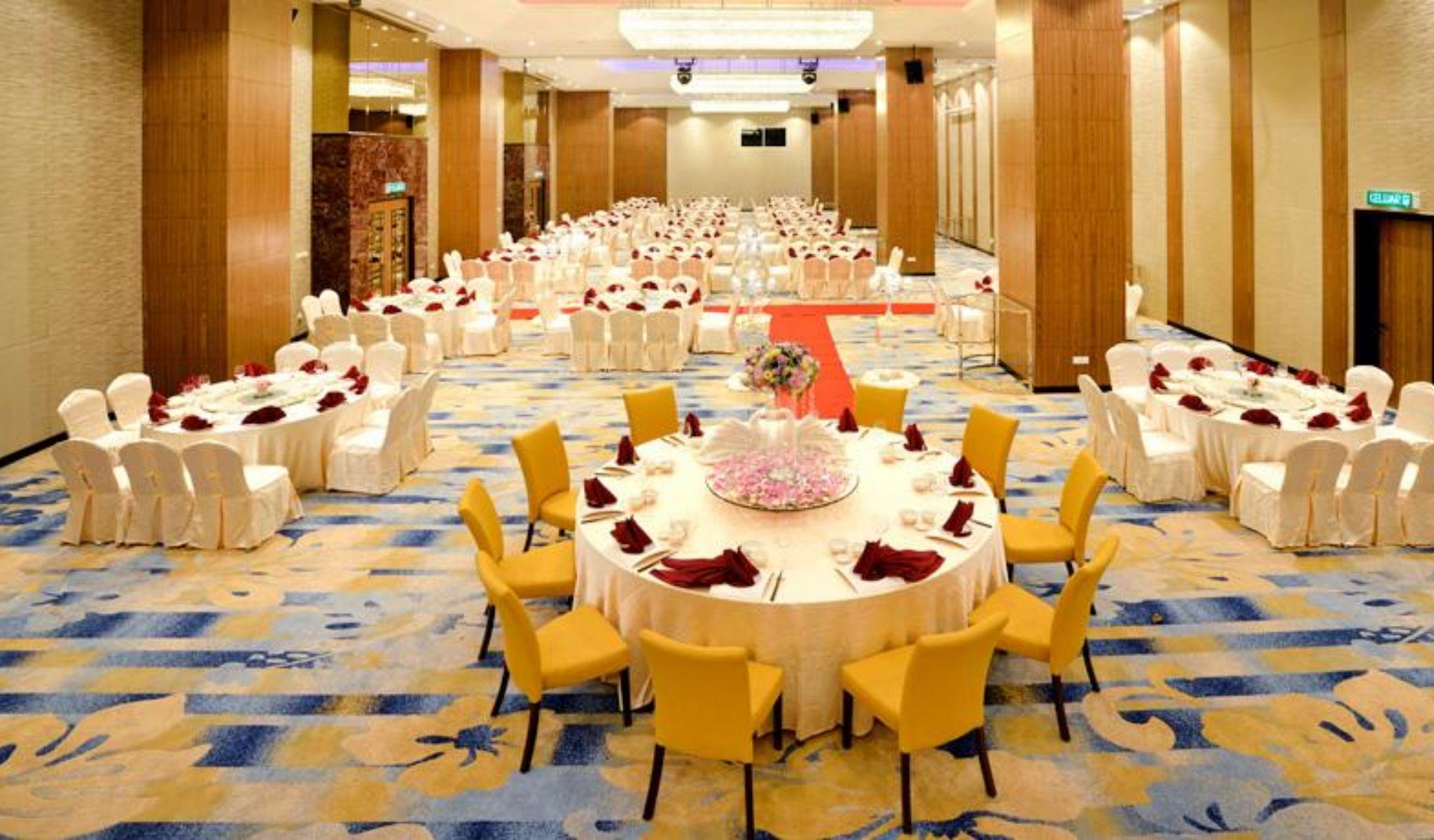 Lexis Suites Penang Bayan Lepas Kültér fotó The Grand Ballroom