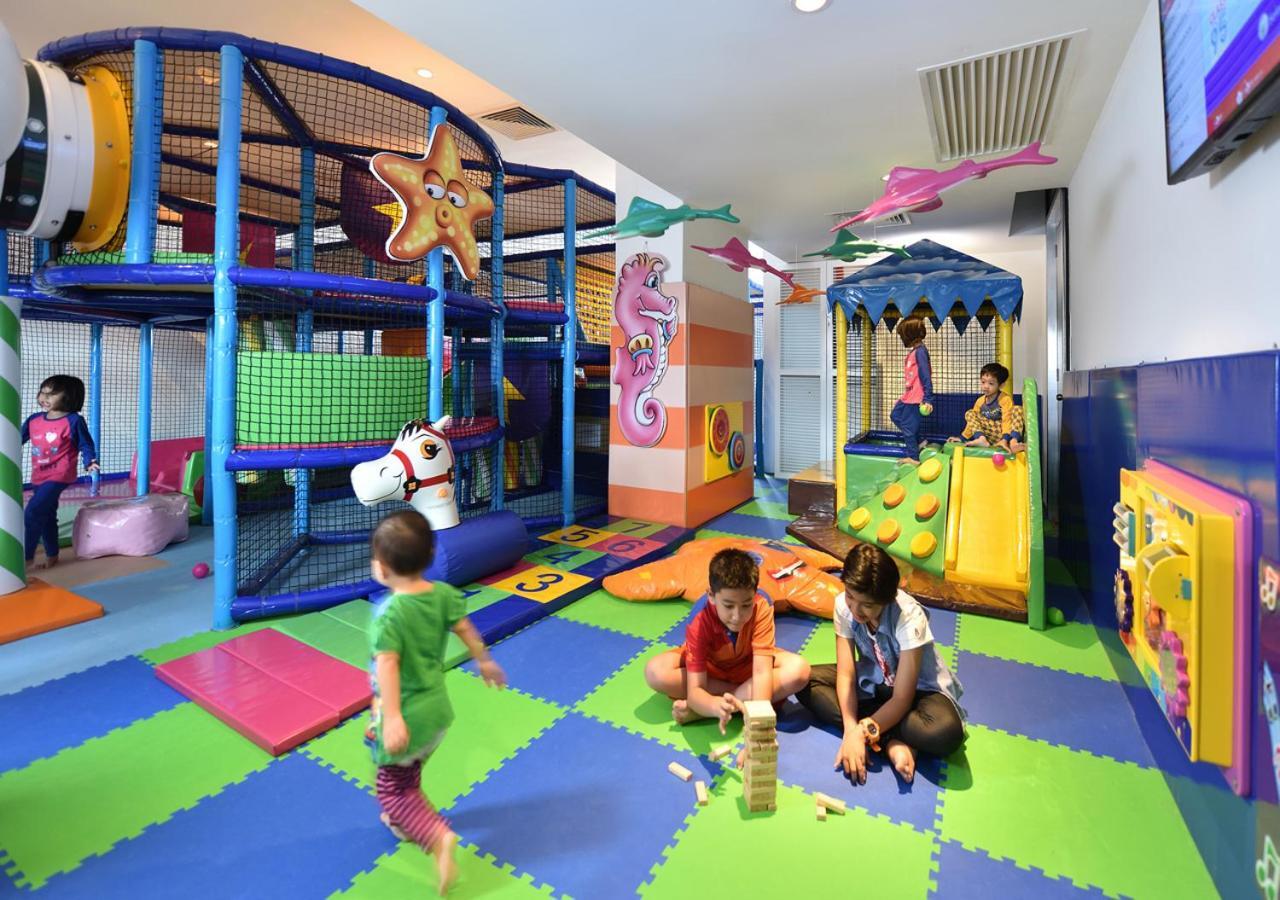 Lexis Suites Penang Bayan Lepas Kültér fotó Kids Club at Jumeirah Beach Hotel